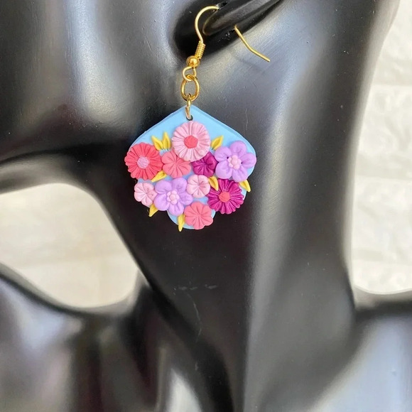 Handmade Polymer Clay Earring - Picture 1 of 4